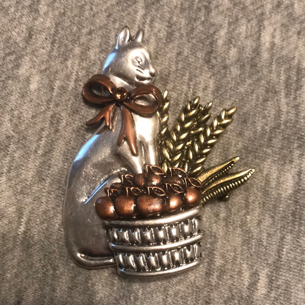 Vintage Cat Brooch